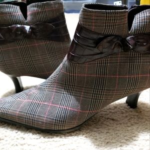 Women's Size 13 Booties, Plaid